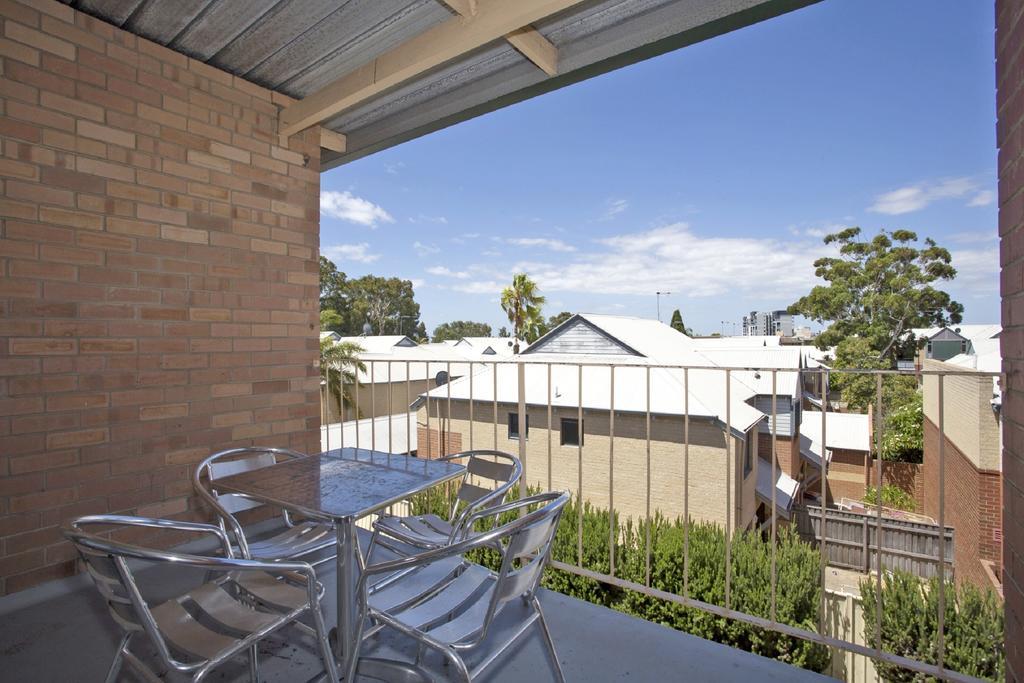 Burswood Lodge Apartments Perth Szoba fotó
